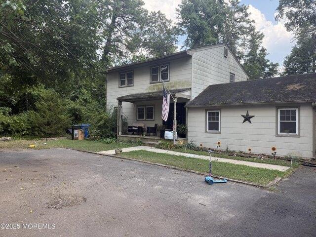 House for sale in Lakehurst