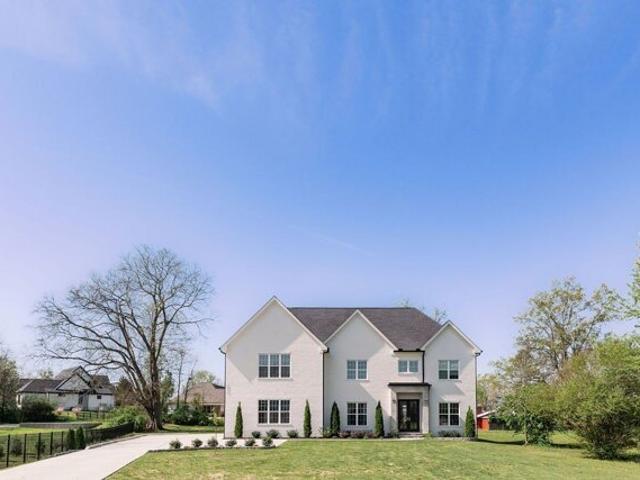 House for sale in Old Hickory