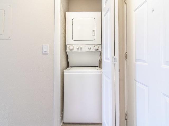 Apartment for rent in San Mateo, California