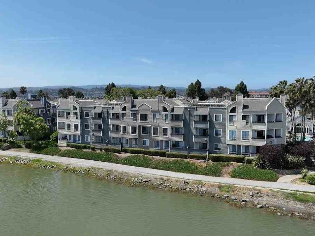 Apartment for rent in San Mateo, California