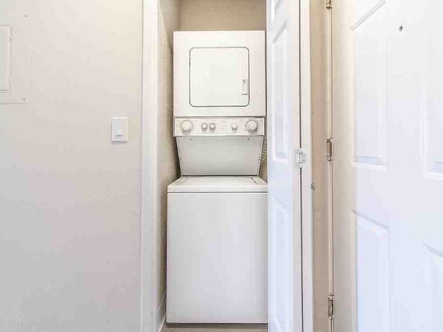 Apartment for rent in San Mateo, California