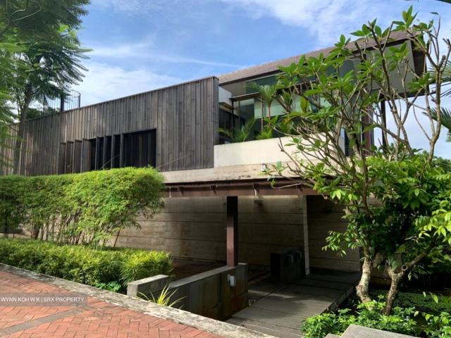 Detached House for sale
