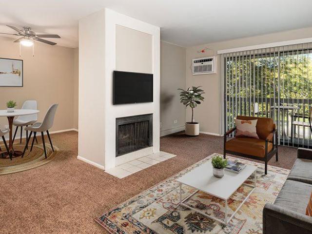 Apartment for rent in Wheaton, Illinois