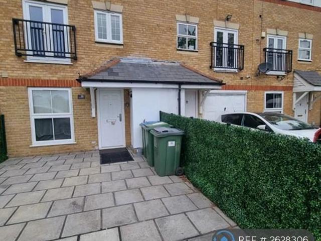 House for rent in Thamesmead, Greater London