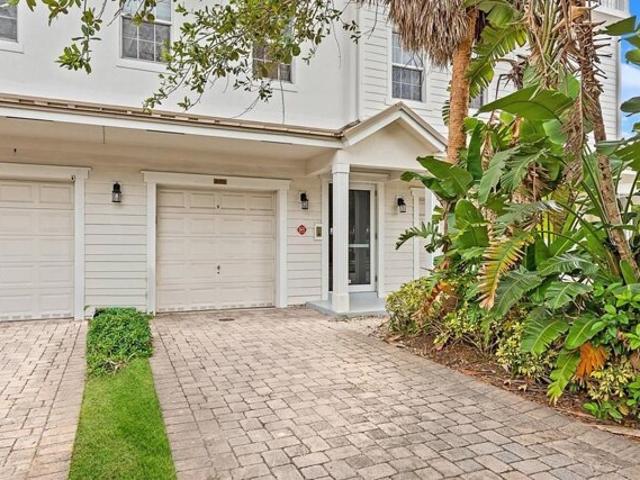 House for sale in Davie