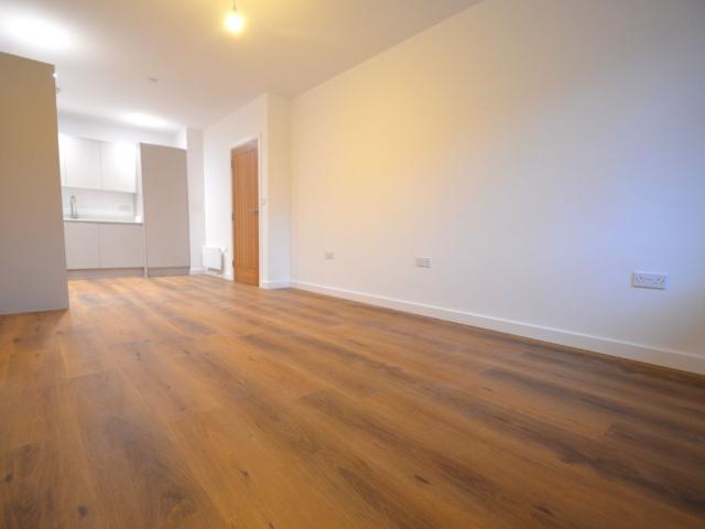 Apartment for rent in Birch Green, Lower Halliford