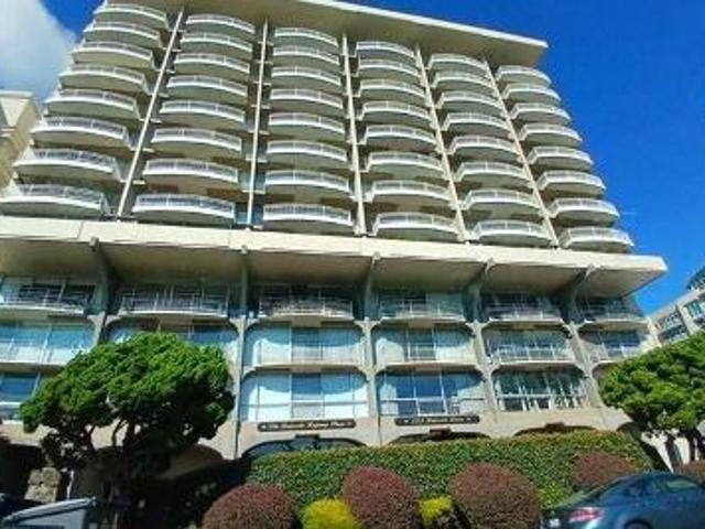 Condo for sale in Oakland, California