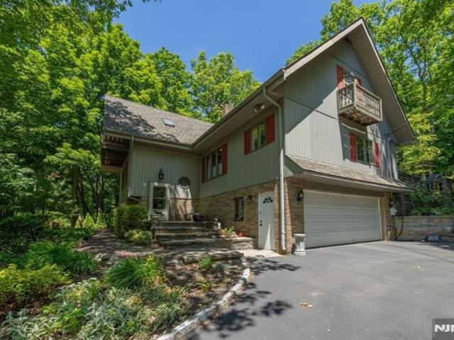 House for sale in Glenwood, New Jersey