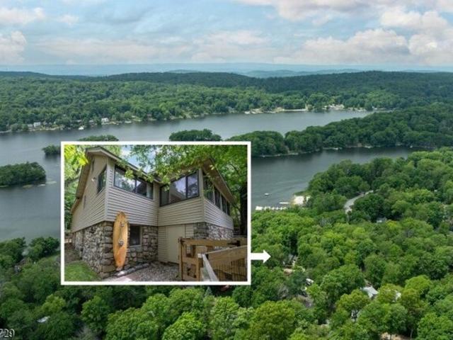 House for sale in Glenwood, New Jersey