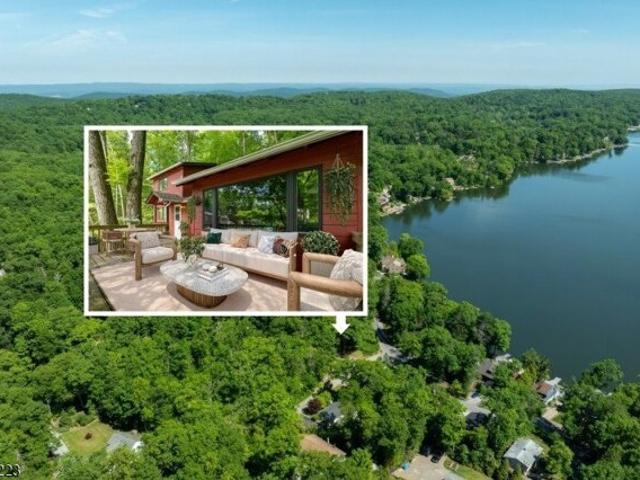 House for sale in Highland Lakes Country Club, Vernon Township