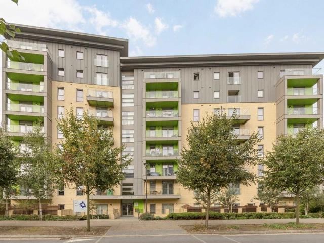 Apartment for rent in Alperton, Greater London