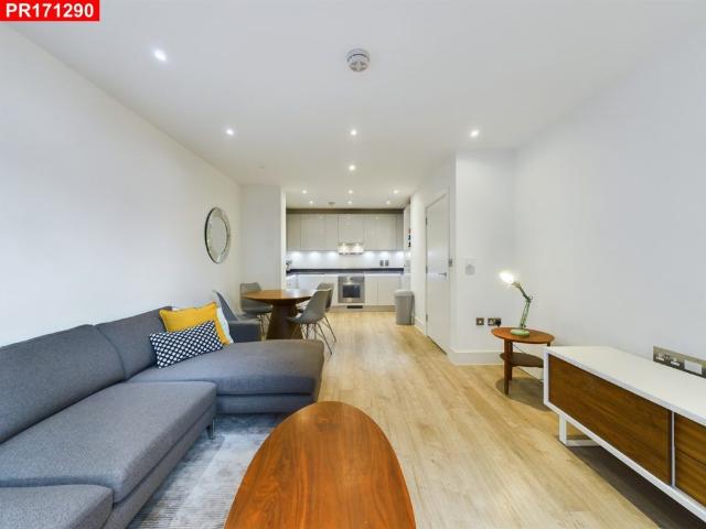 Apartment for rent in Alperton, Greater London
