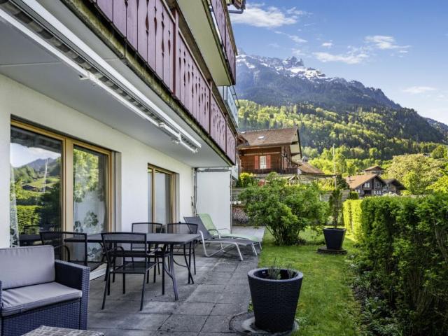 Wohnung kaufen in Iseltwald, Bern