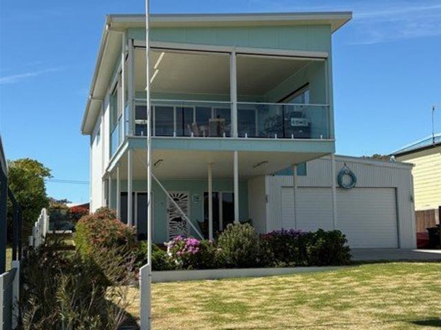 House for sale in Loch Sport, Victoria