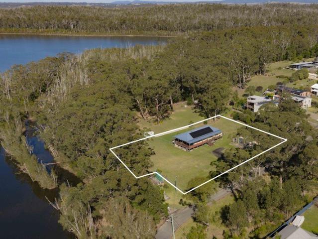 House for sale in Lake Conjola, New South Wales