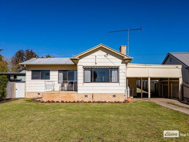 House for sale in Edenhope, Victoria