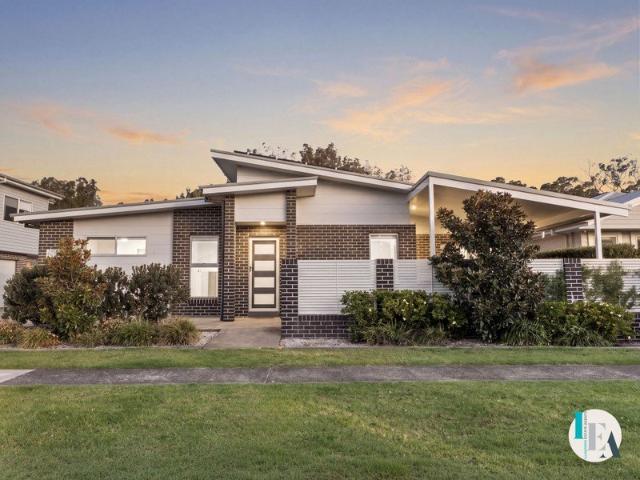 House for sale in Oak Flats Dc, New South Wales