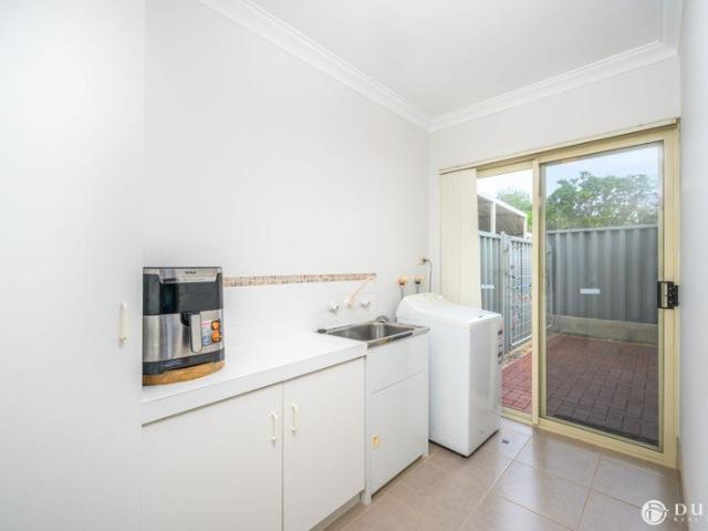 Apartment for sale in Parklands, Western Australia