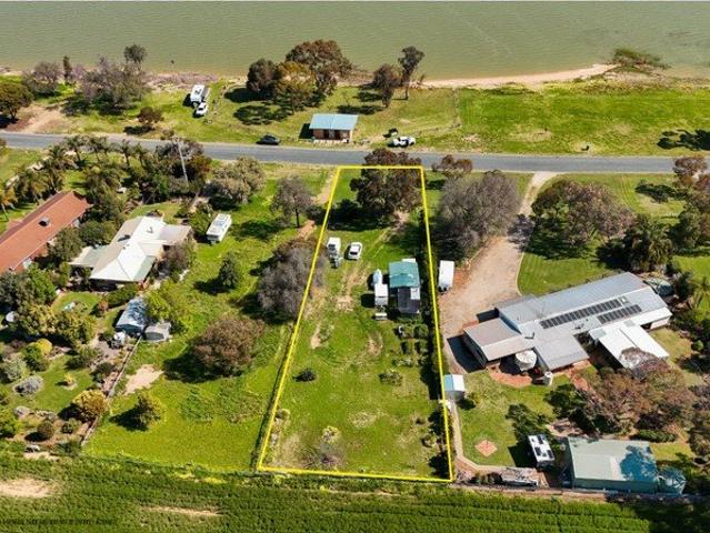 Land for sale in Lake Boga, Victoria