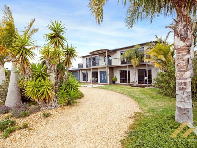 House for sale in Newlands Arm, Victoria