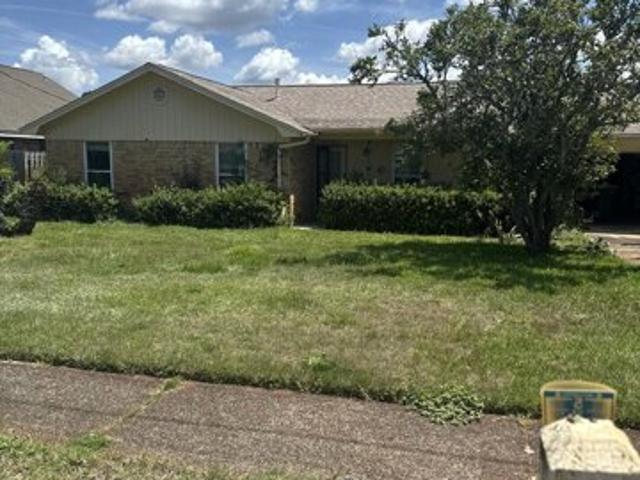 House for sale in Mary Esther