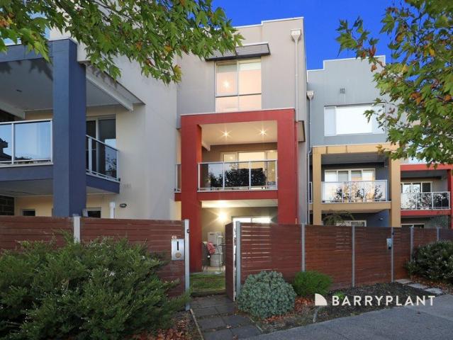 Townhouse for sale in Camerons Creek, Victoria