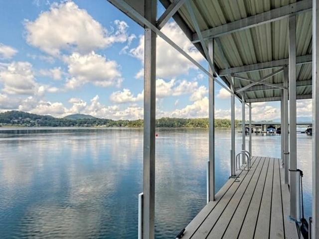 Condo for sale in Hiawassee