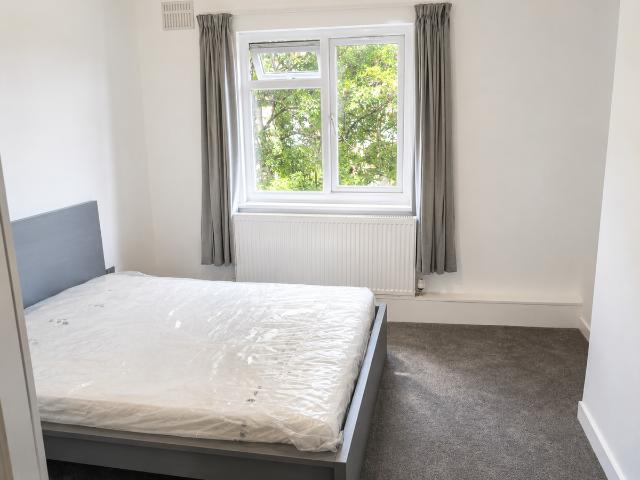 Apartment for rent in Brook Green, Greater London