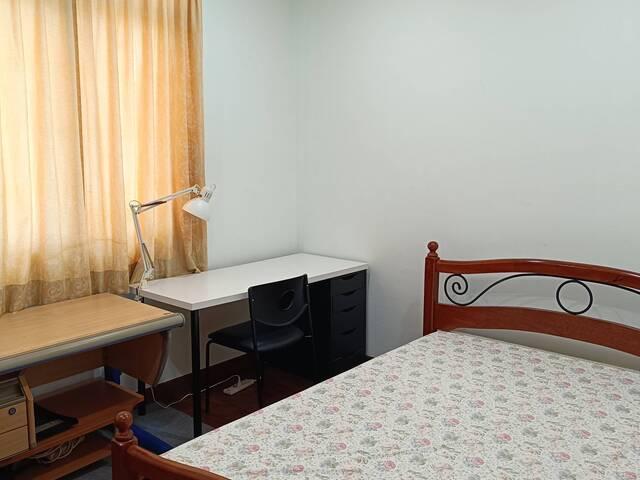 Room for rent