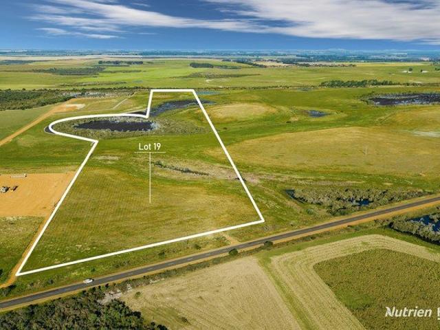 Cottage for sale in Monjingup, Shire Of Esperance