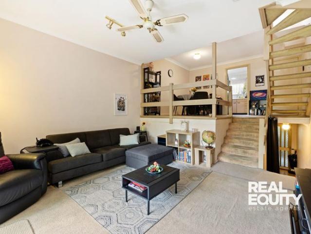 Townhouse for rent in Sydney, New South Wales