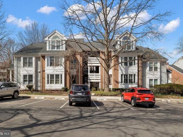 Condo for sale in Falls Church