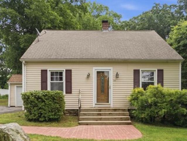 House for sale in Cheshire, Connecticut