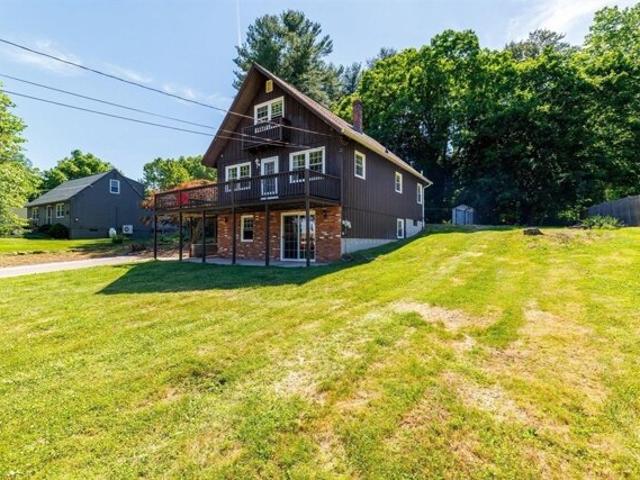 House for sale in Dudley, Massachusetts