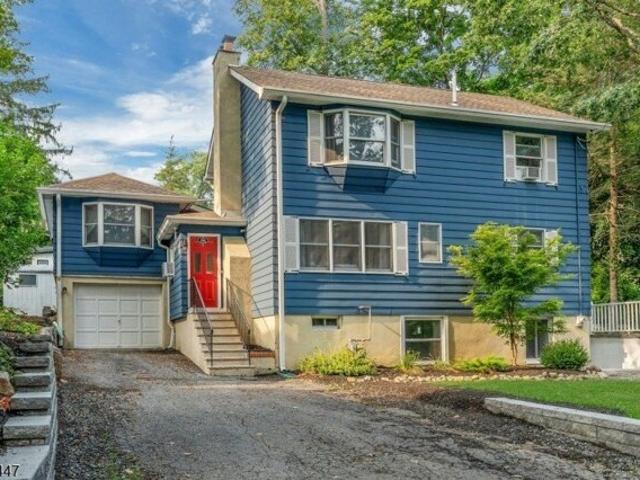 House for sale in Erskine, Ringwood