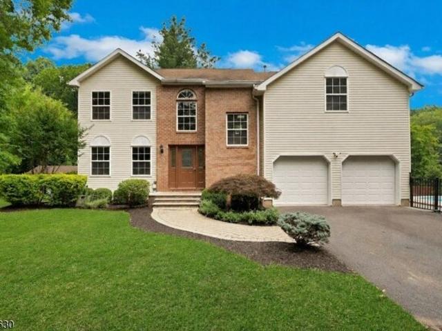 House for sale in Watchung, New Jersey
