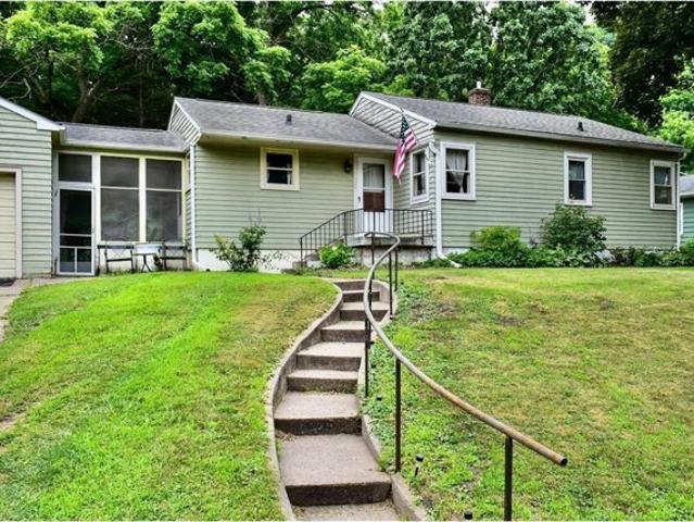 House for sale in Winona