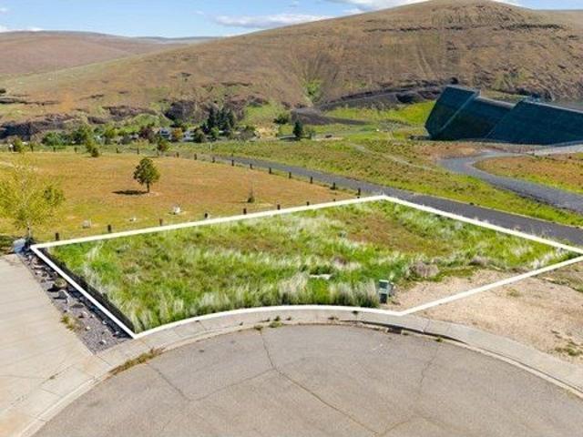 Land for sale in Oregonia