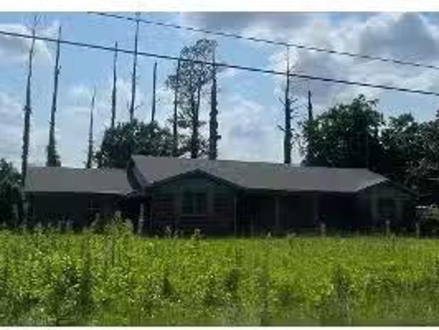 House for sale in Iron Mountain