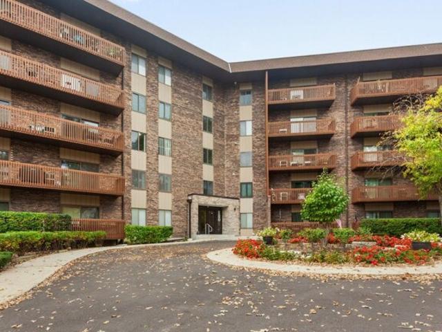 Condo for sale in Bloomingdale, Illinois