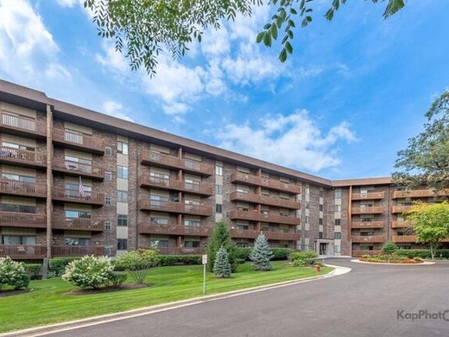 Condo for sale in Bloomingdale, Illinois