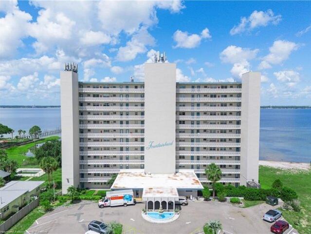 Condo for sale in Sebring