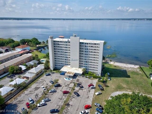 Condo for sale in Sebring