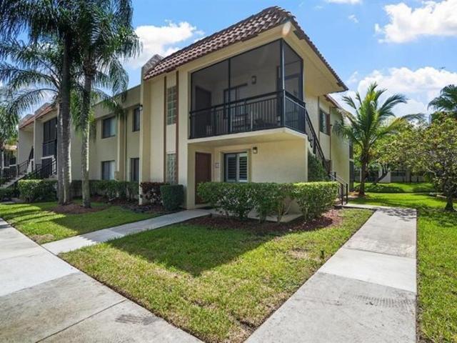 Condo for sale in Weston
