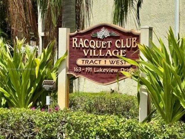 Condo for sale in Weston