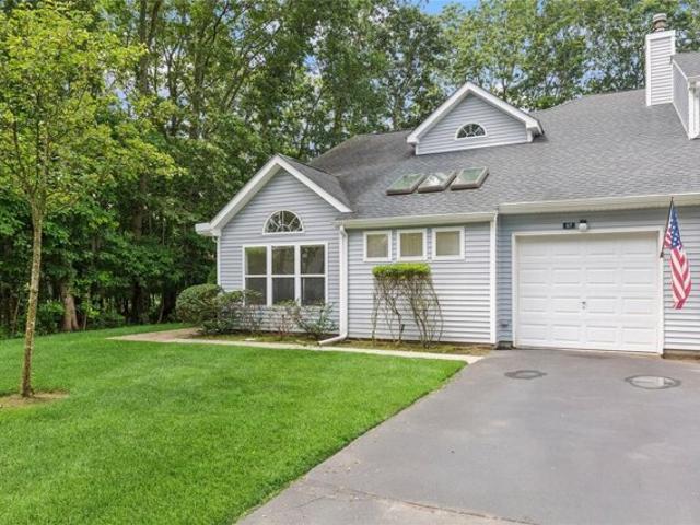 Condo for sale in Manorville