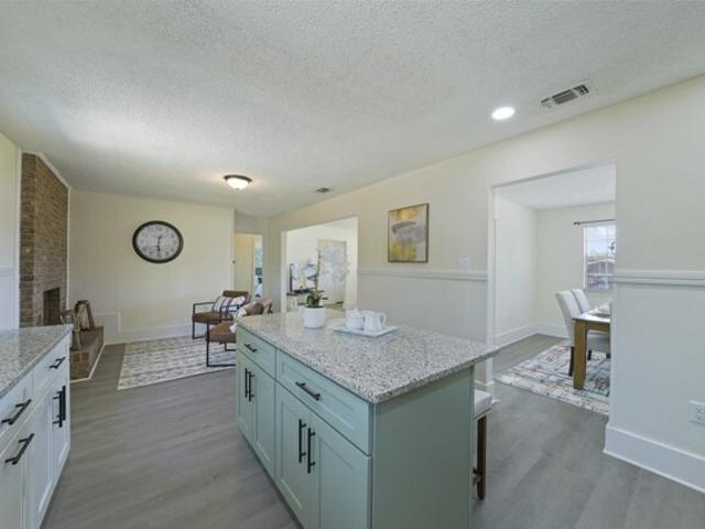 House for sale in Mary Esther