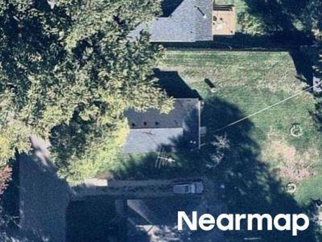 House for sale in Mchenry, Illinois