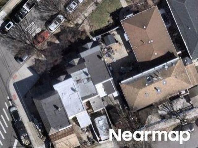 House for sale in Queens, Arverne
