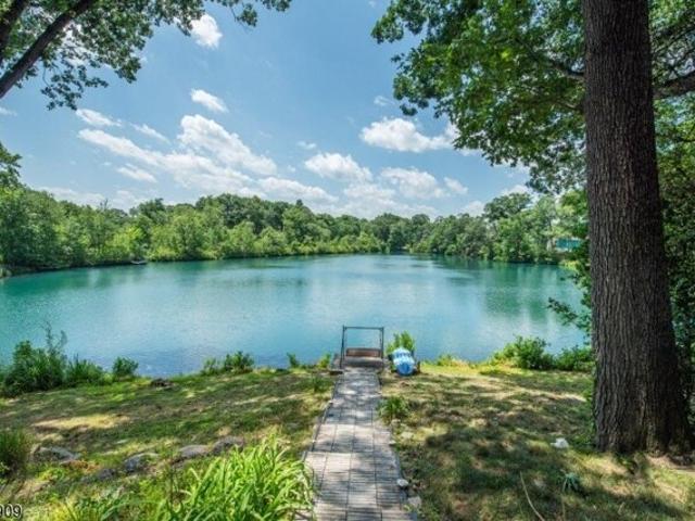 House for sale in Mountain Lakes, New Jersey